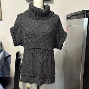 Women’s Nine West Size L Short Sleeve Large Knit Oversized Collar Gray Sweater